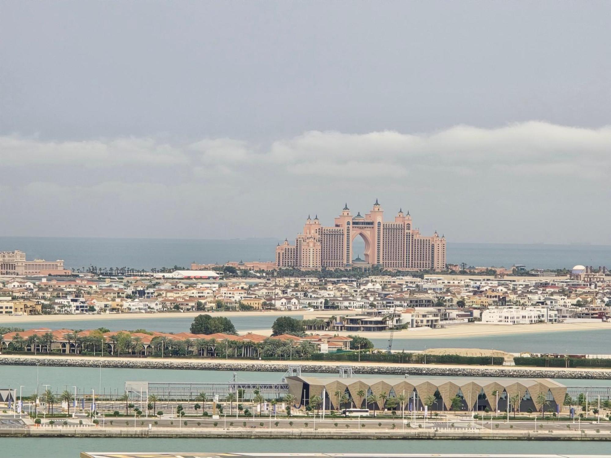 1 World Beach Property, Jbr, Award Winning Hostel, Coliving, Near Metro Dubai Dış mekan fotoğraf