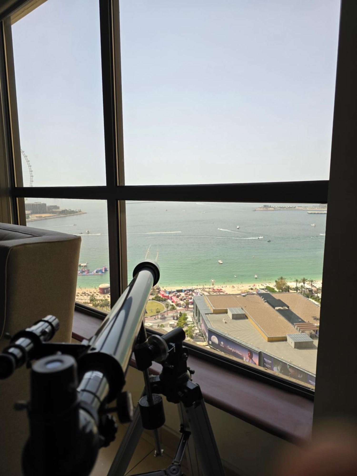1 World Beach Property, Jbr, Award Winning Hostel, Coliving, Near Metro Dubai Dış mekan fotoğraf